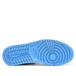 Air Jordan 1 Retro High "University Blue" - Image 4