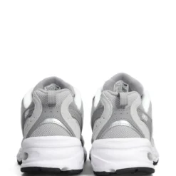 New Balance 530 suede low-top sneakers light grey/white - Image 4