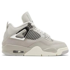 Air Jordan 4 "Frozen Moments"